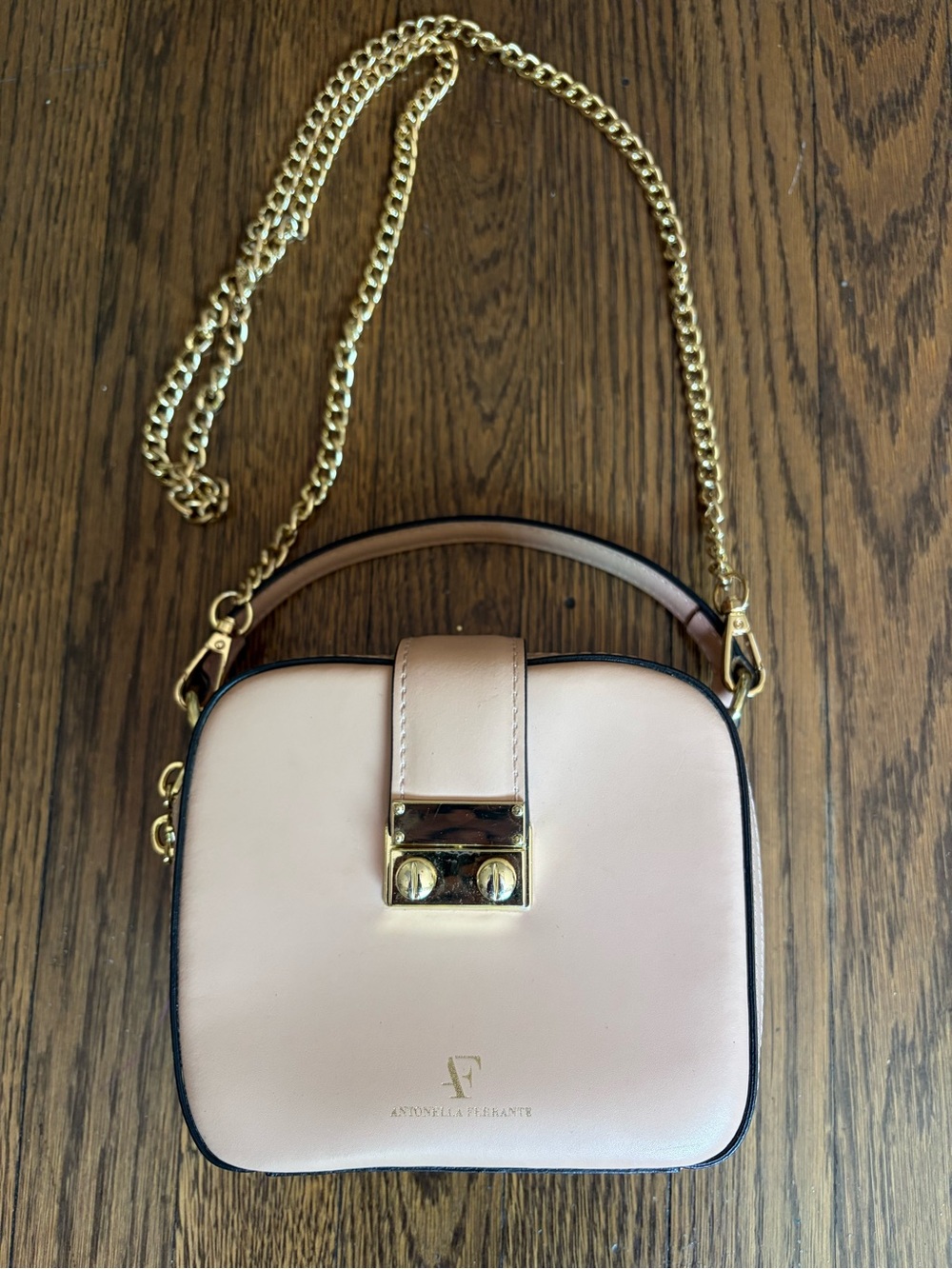 Italian leather chic Crossbody Bag with Gold Chain mini clutch handbag